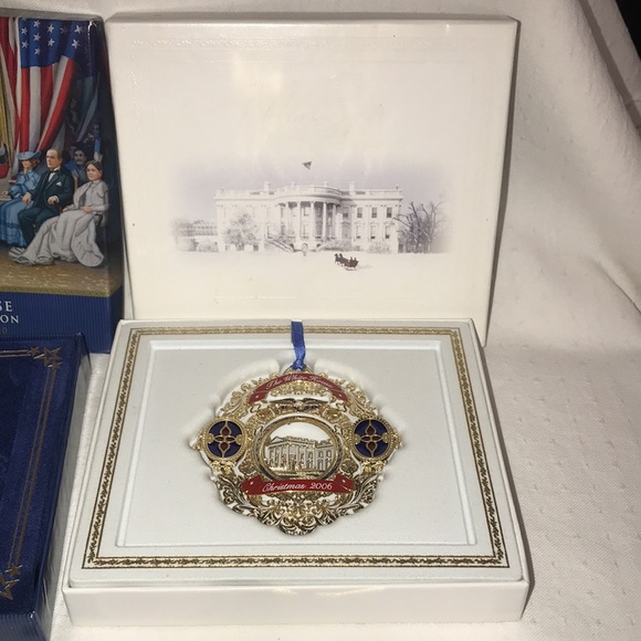 4 - The White House Historical Association Christmas Ornaments - Picture 5 of 11